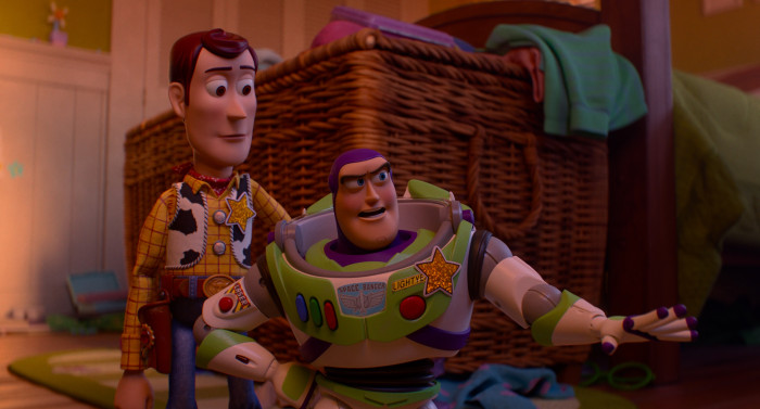 In Toy Story 5 sind Buzz und Woody gleichermaßen nur Jessies Hilfssheriffs. (Bild: Walt Disney Pictures)
